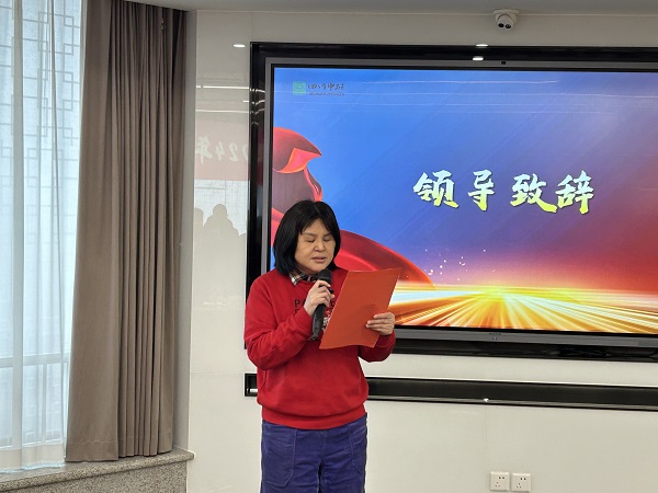 杜老师.jpg